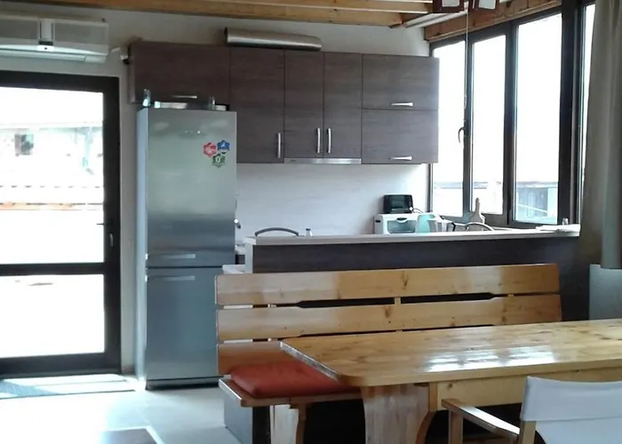 Pensión семейство петрови Kalofer